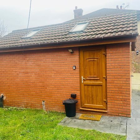 Private Guest House/Annexe Salford  Exterior foto